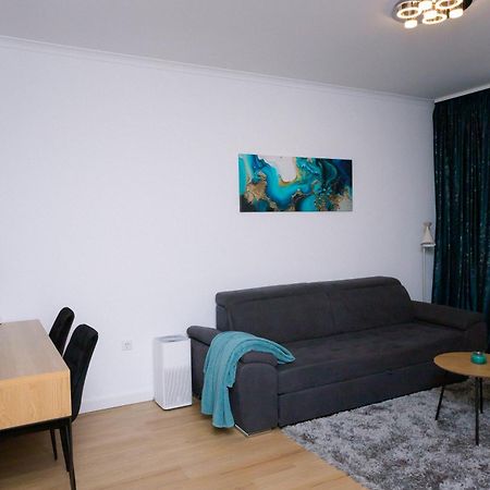 Elysian Urbanscape Brown, 2 Rooms, Near Bucharest Chiajna 외부 사진