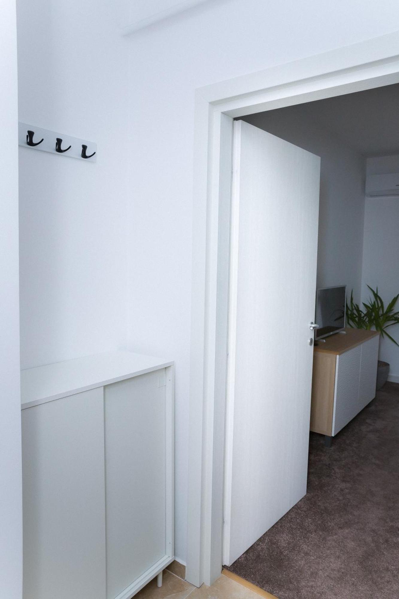 Elysian Urbanscape Brown, 2 Rooms, Near Bucharest Chiajna 외부 사진