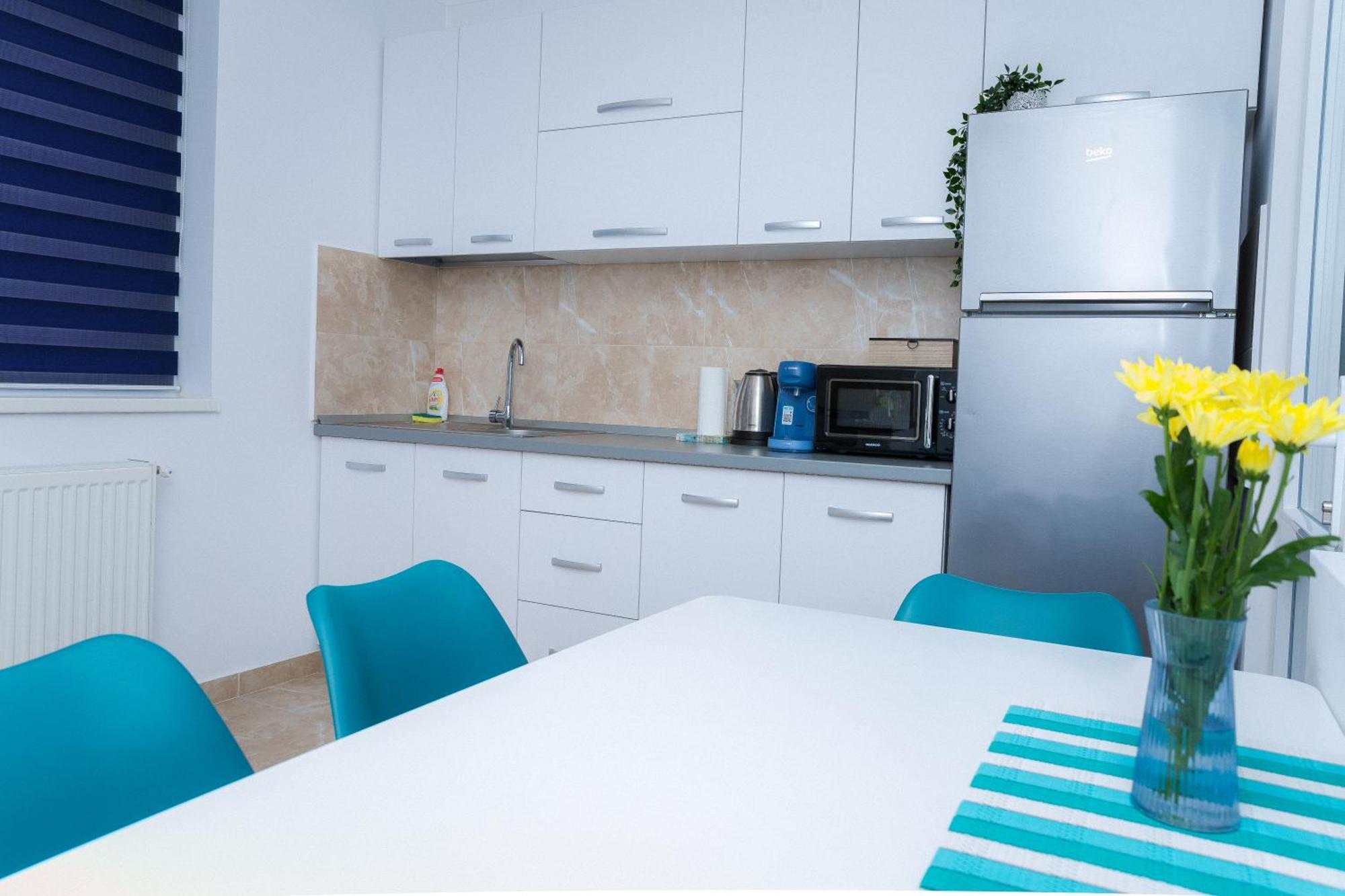 Elysian Urbanscape Brown, 2 Rooms, Near Bucharest Chiajna 외부 사진